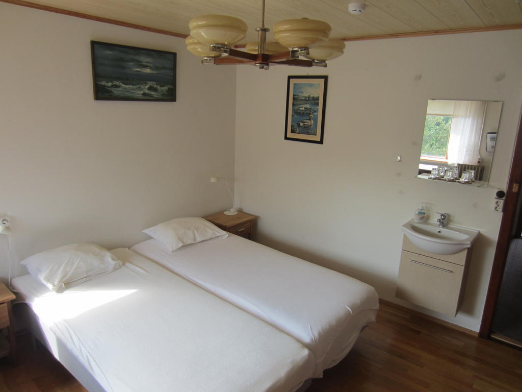 Nes Guesthouse Reykholt  Zimmer foto