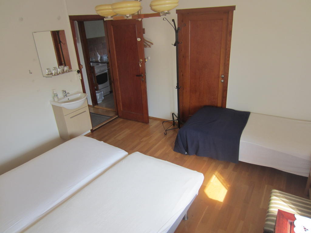 Nes Guesthouse Reykholt  Zimmer foto