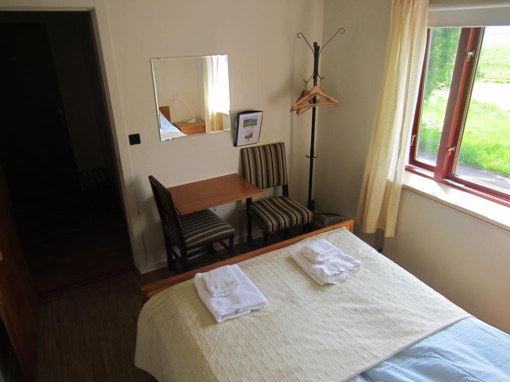 Nes Guesthouse Reykholt  Zimmer foto