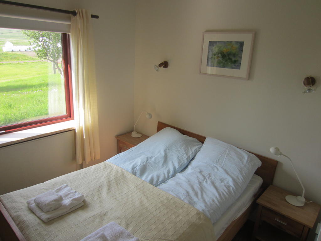 Nes Guesthouse Reykholt  Zimmer foto
